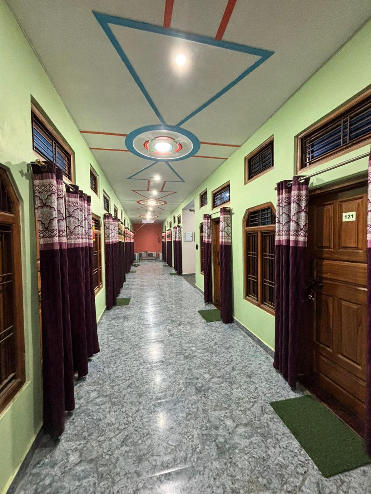 Chandrika Palace 500 Meter From Ayodhya Railway And Ram Mandir Exterior foto